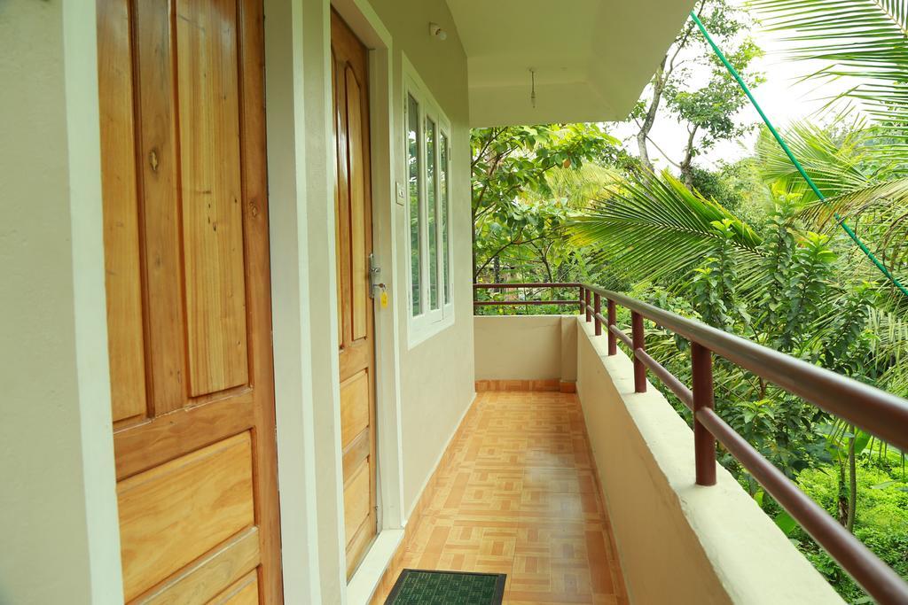 Ferndale Homestay Thekkady Eksteriør bilde