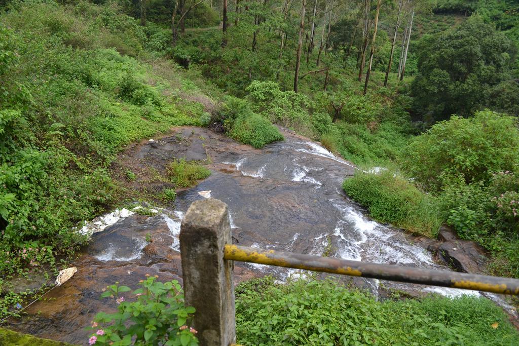 Ferndale Homestay Thekkady Eksteriør bilde