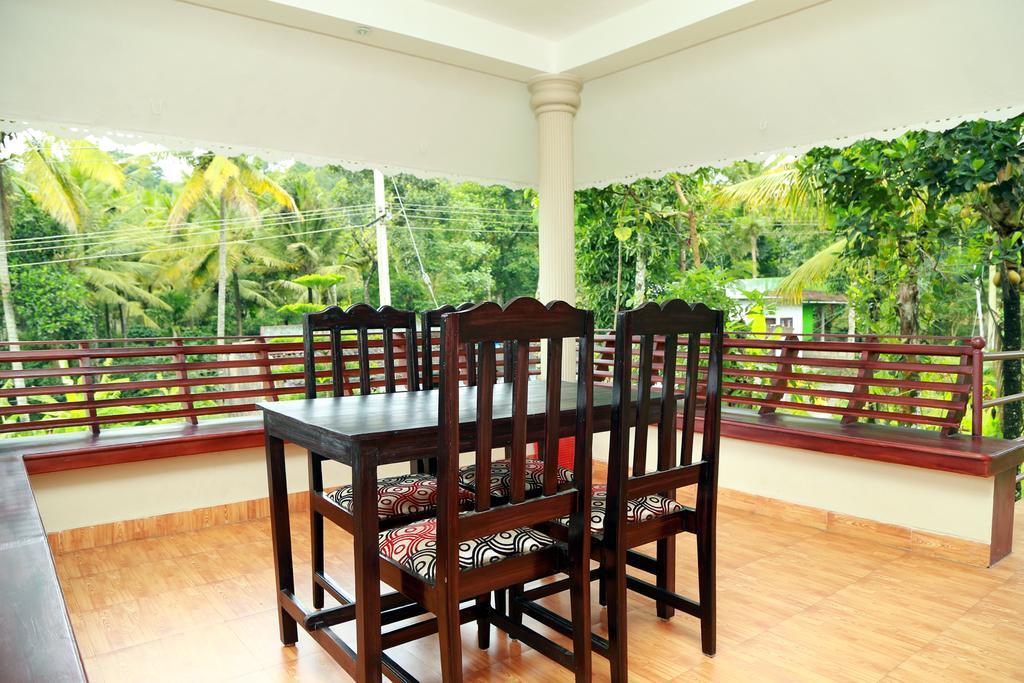 Ferndale Homestay Thekkady Eksteriør bilde